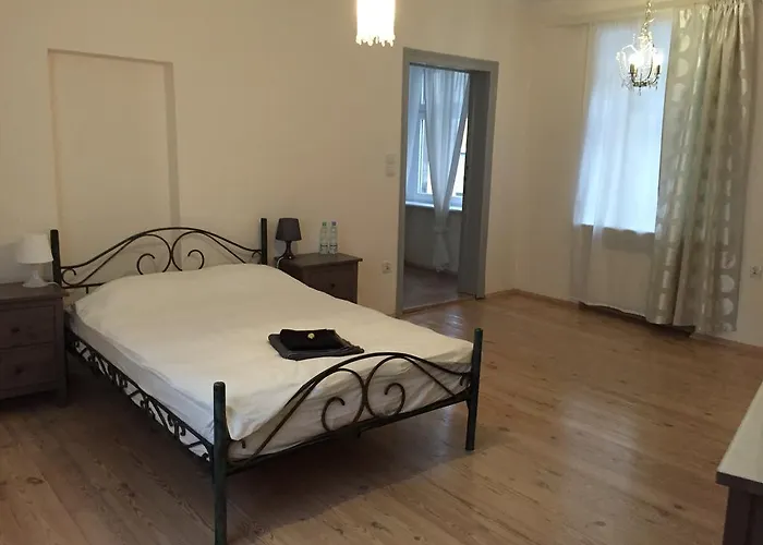 شقة M&m Centrum بوزنان