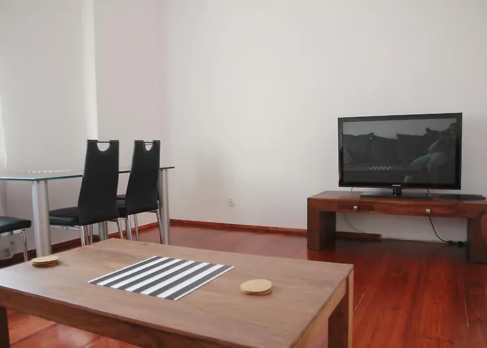 M&m Centrum بوزنان